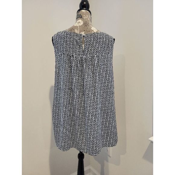 Loft Navy Blue and Ecru Geometric Design Sleeveless Blouse - Picture 2 of 6